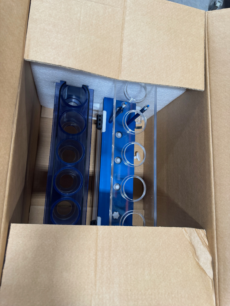 Image of Unused Qiagen QIAvac HiSpeed LS